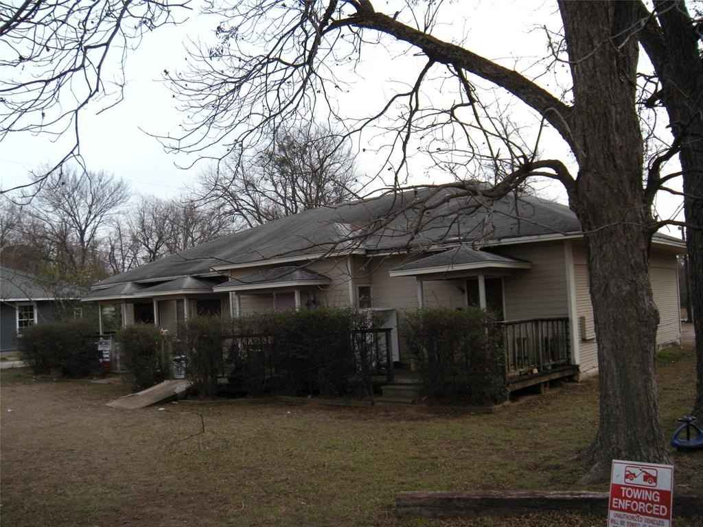 2180 E Cherry  