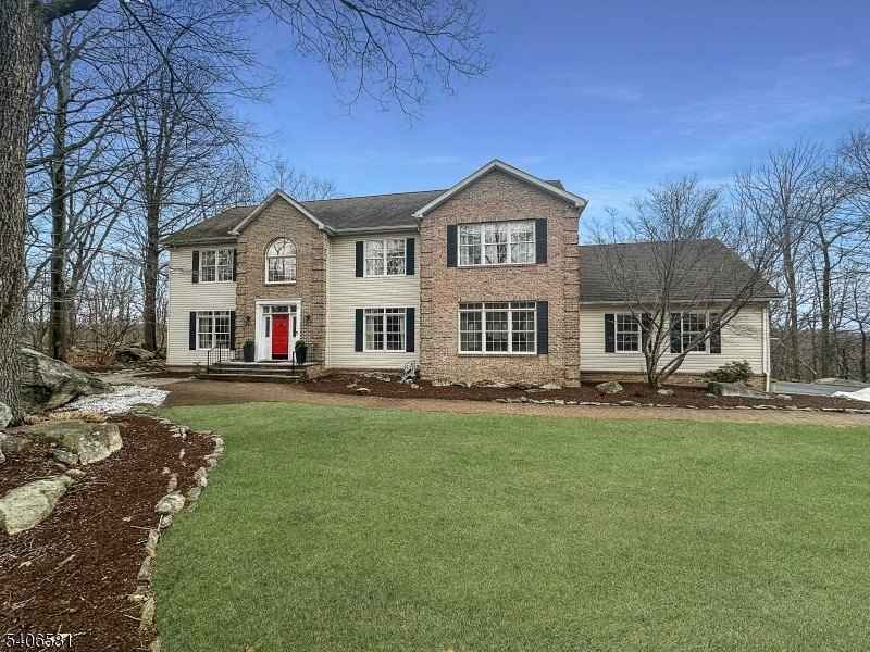 16 Gary Ct  