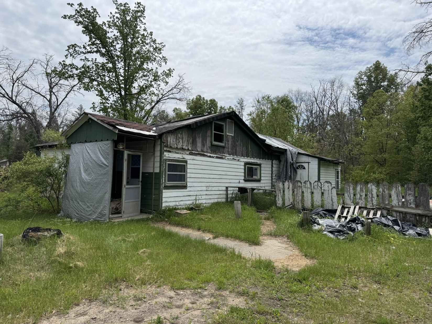 399 W Baldwin Rd  