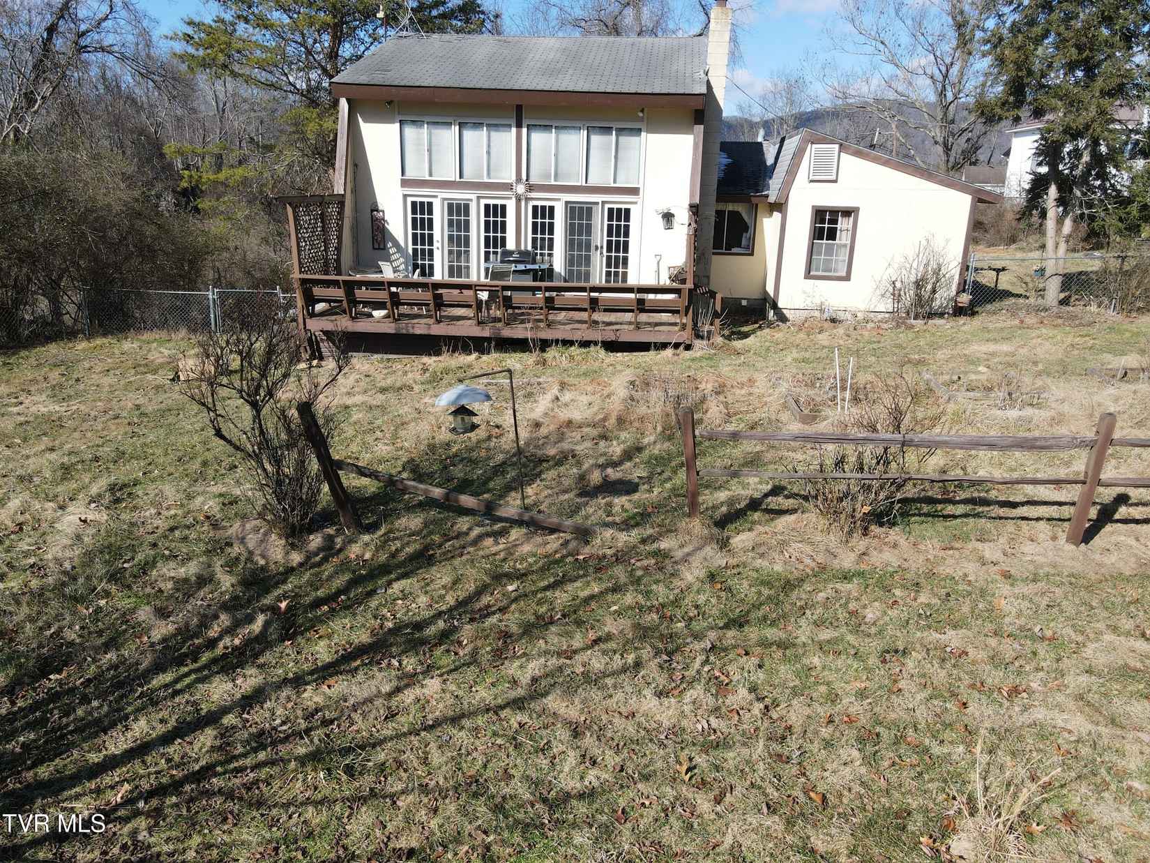 154 Old Stone Dr  