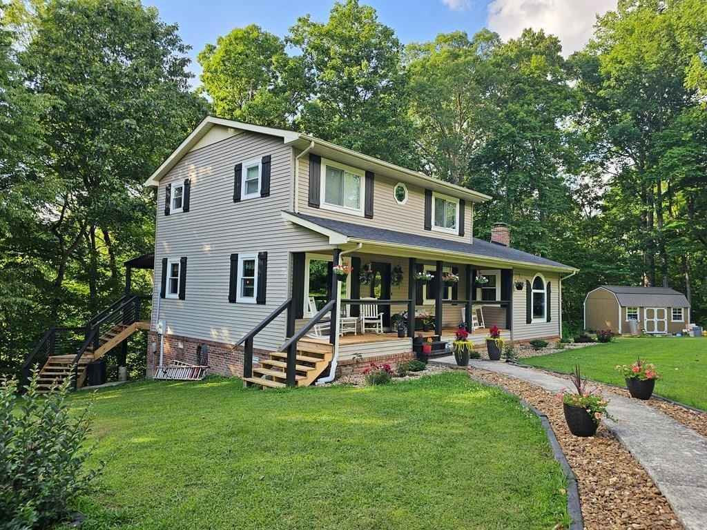 1676 Duncans Chapel Rd  