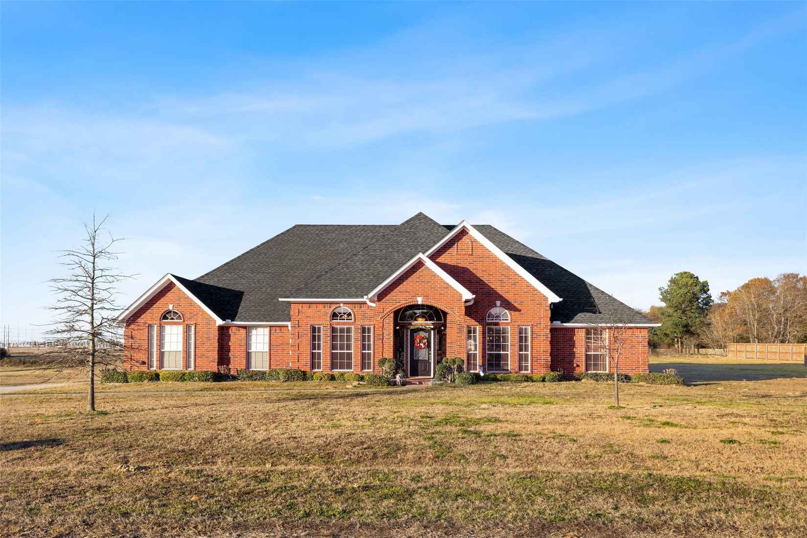 315 Briarwood Ln  