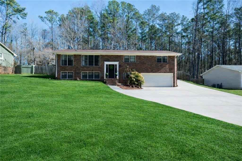670 Teague Dr NW  
