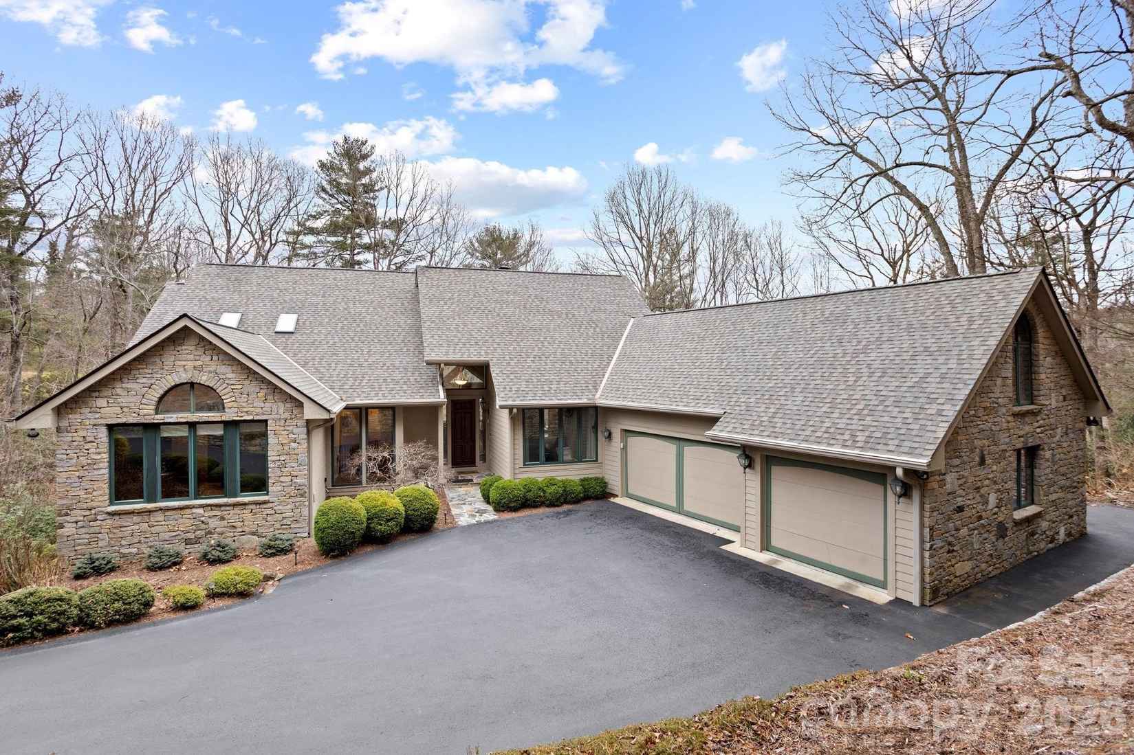 175 Overlook Dr  
