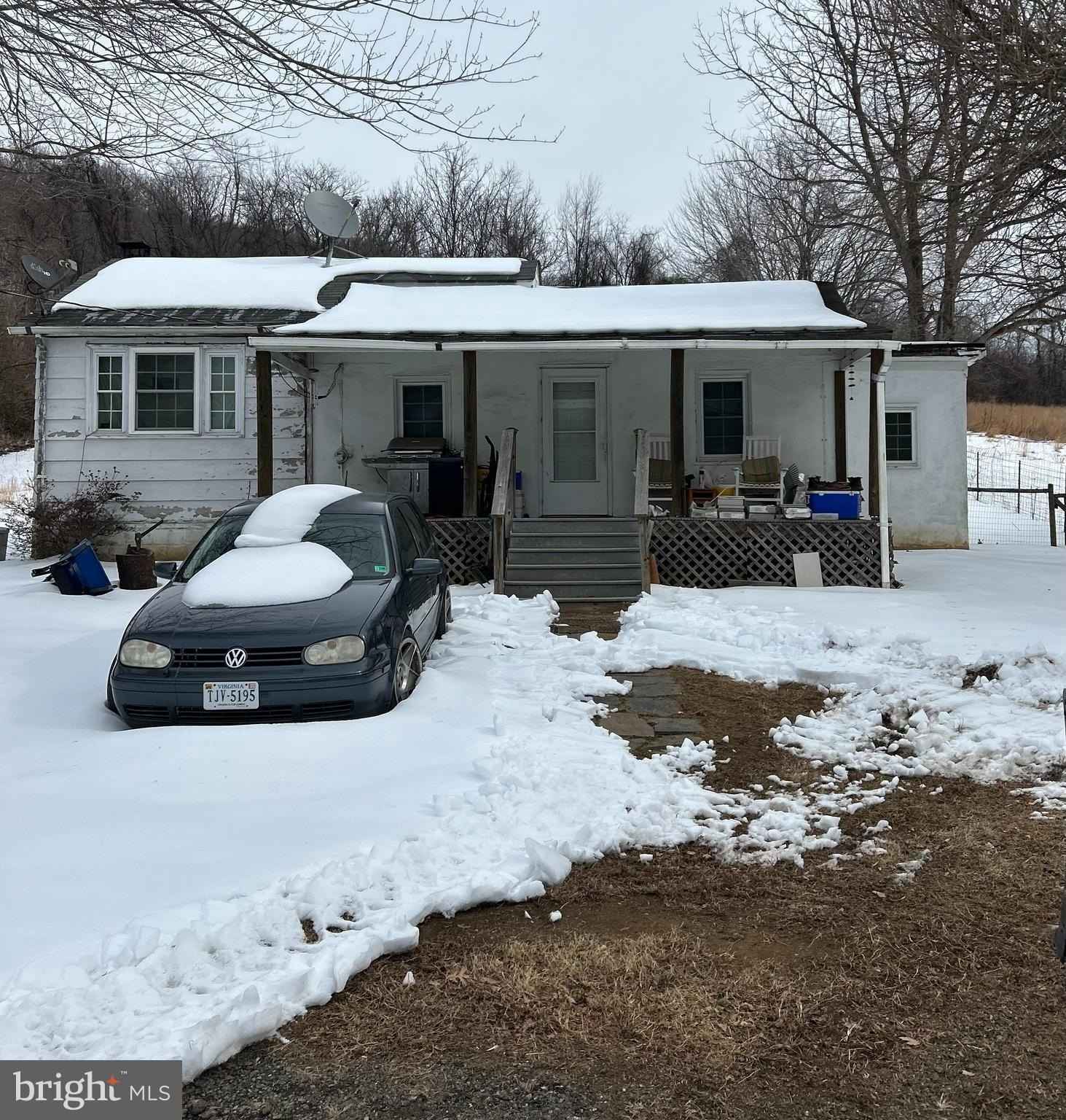 3847 LEEDS Mnr Rd  