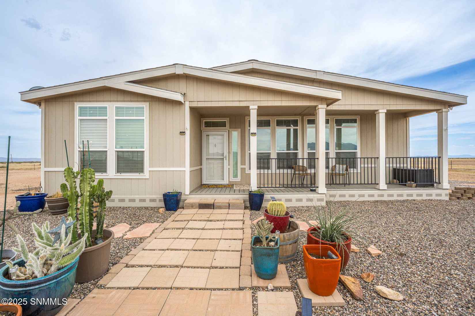 16325 Palomas Rd  