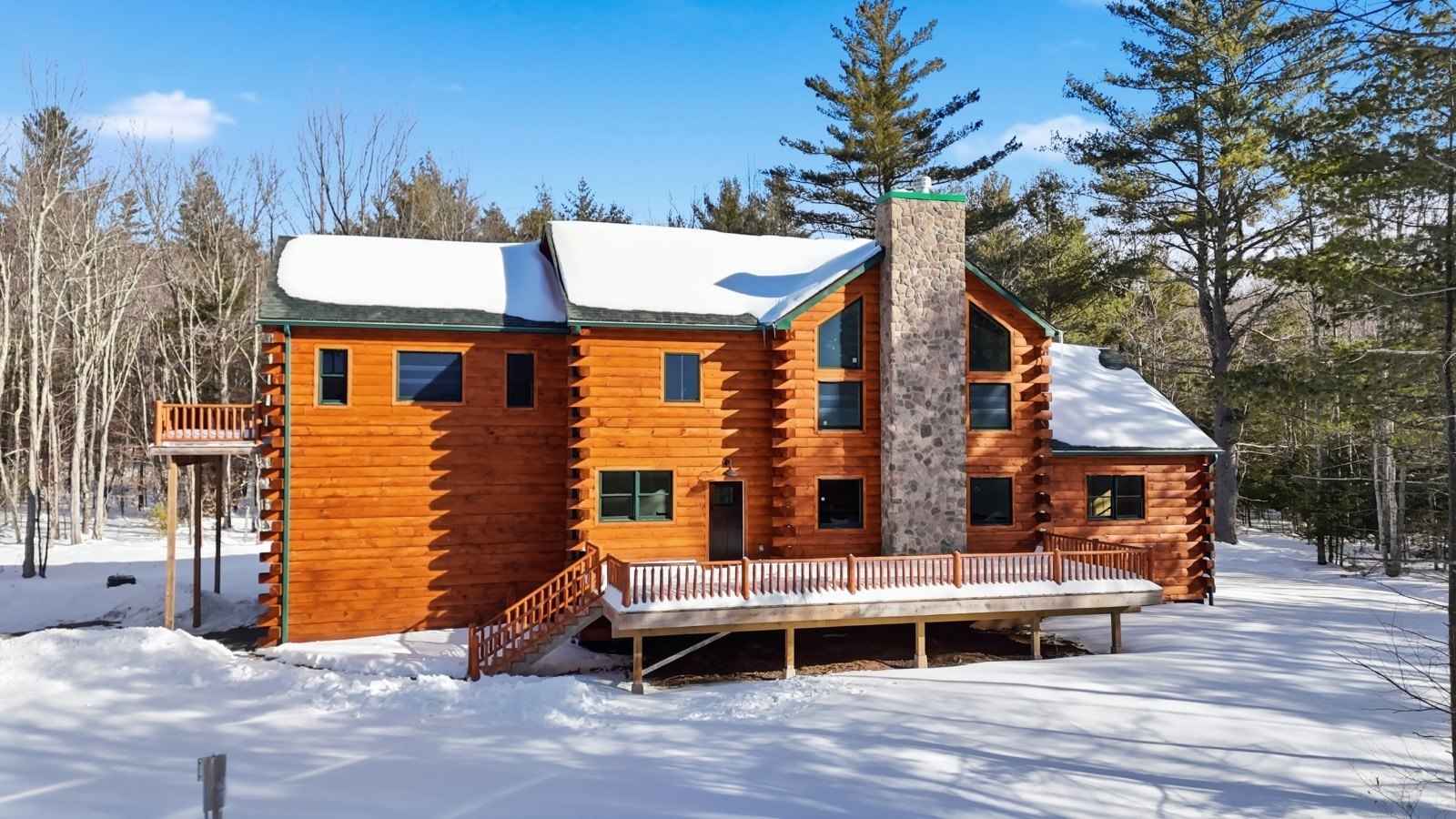 204 Overlook Dr  
