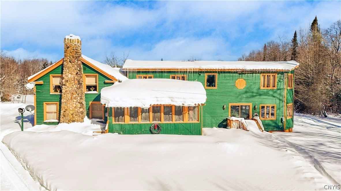 225 Amberg Rd  