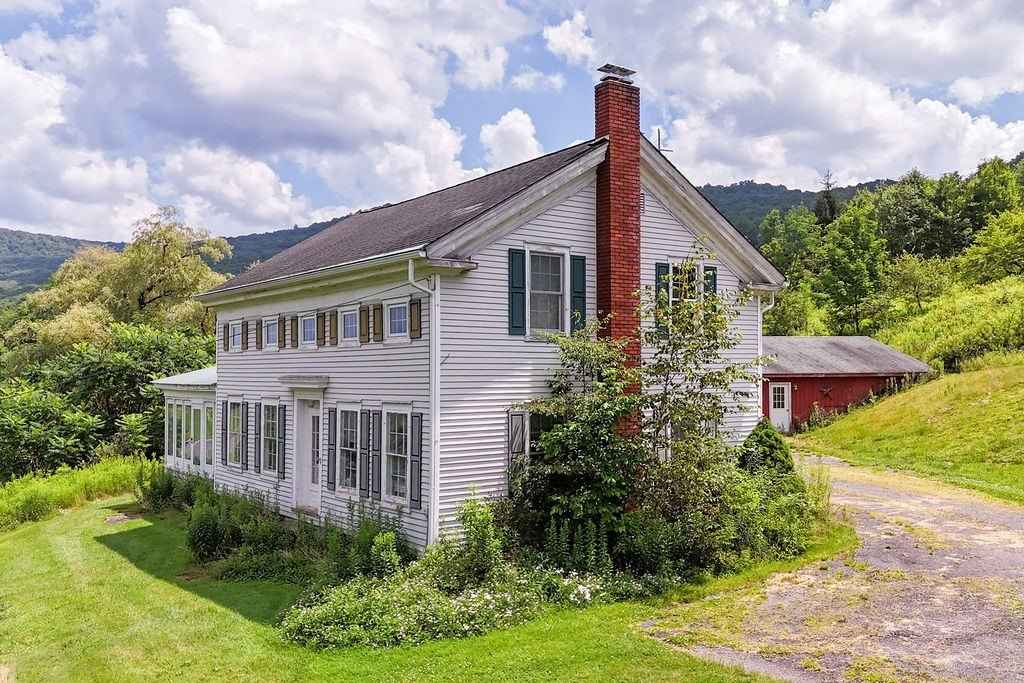 1278 County Hwy 18  