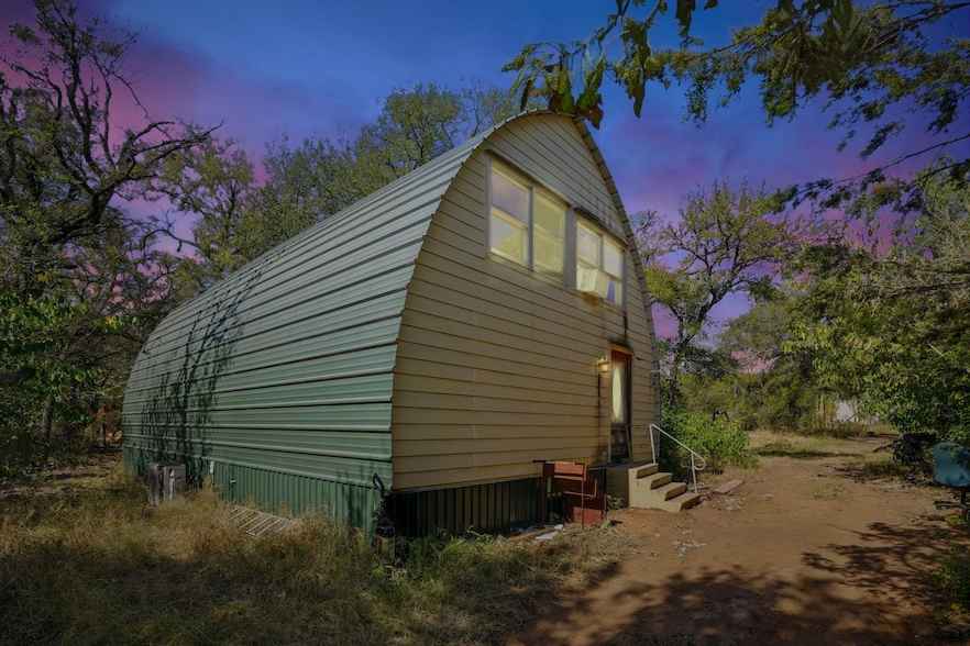 201 Deer Springs Loop  