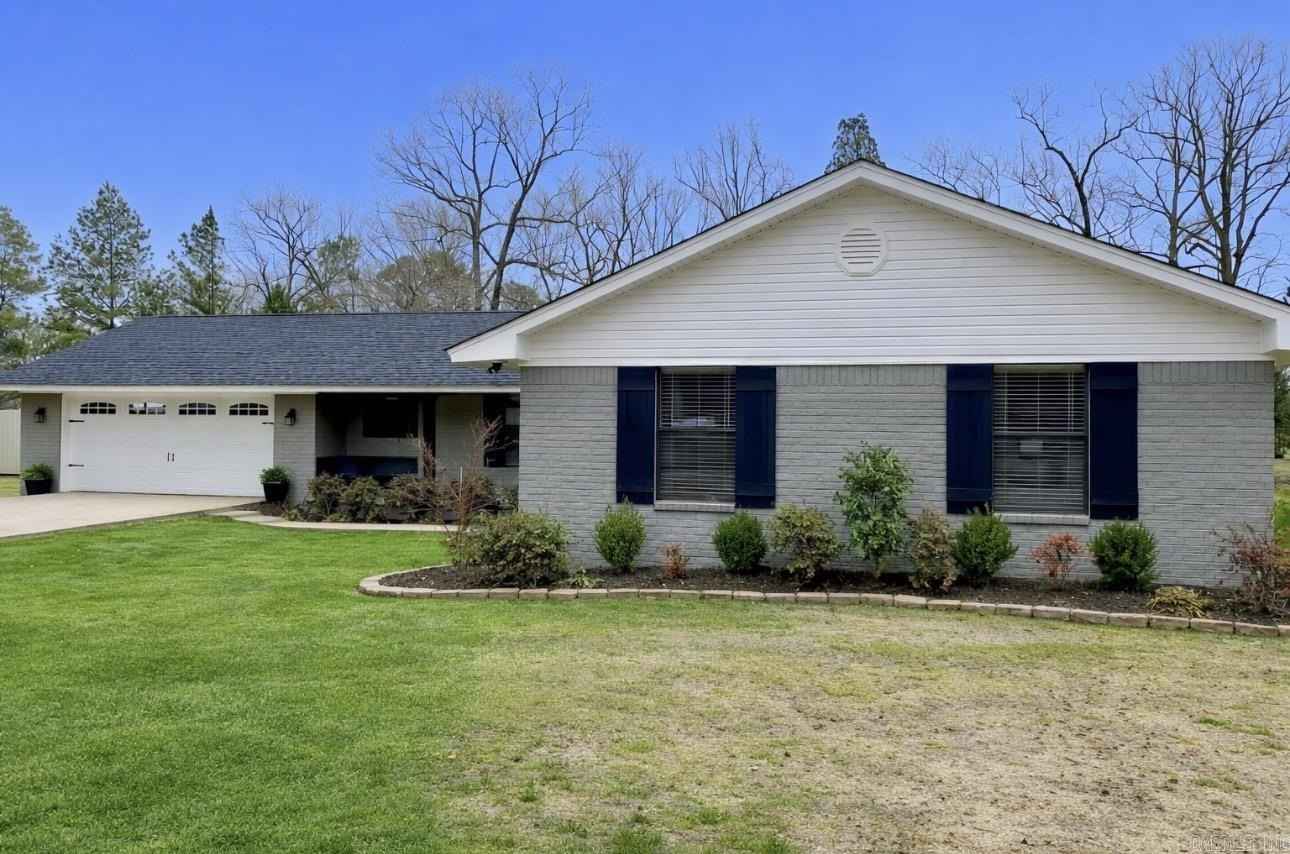 209 Clark Rd  
