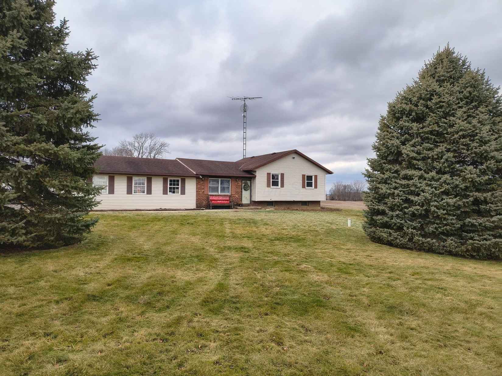 10657 County Rd 5  