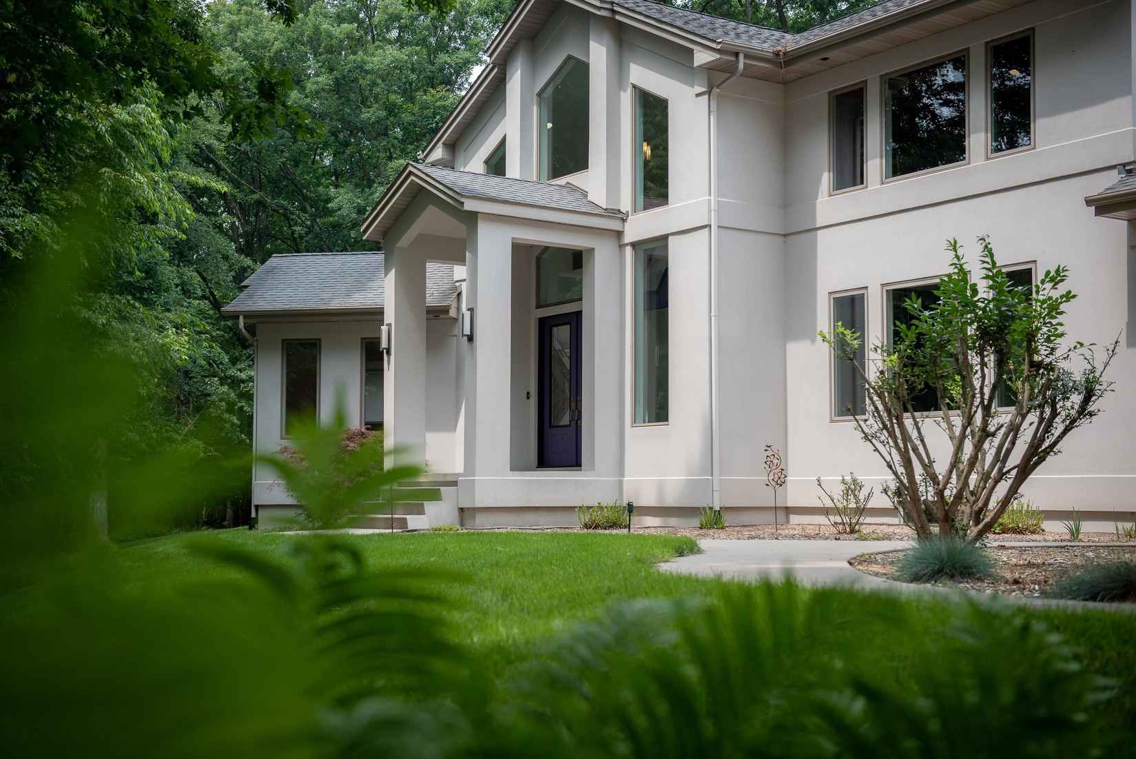 2627 N Odyssey  