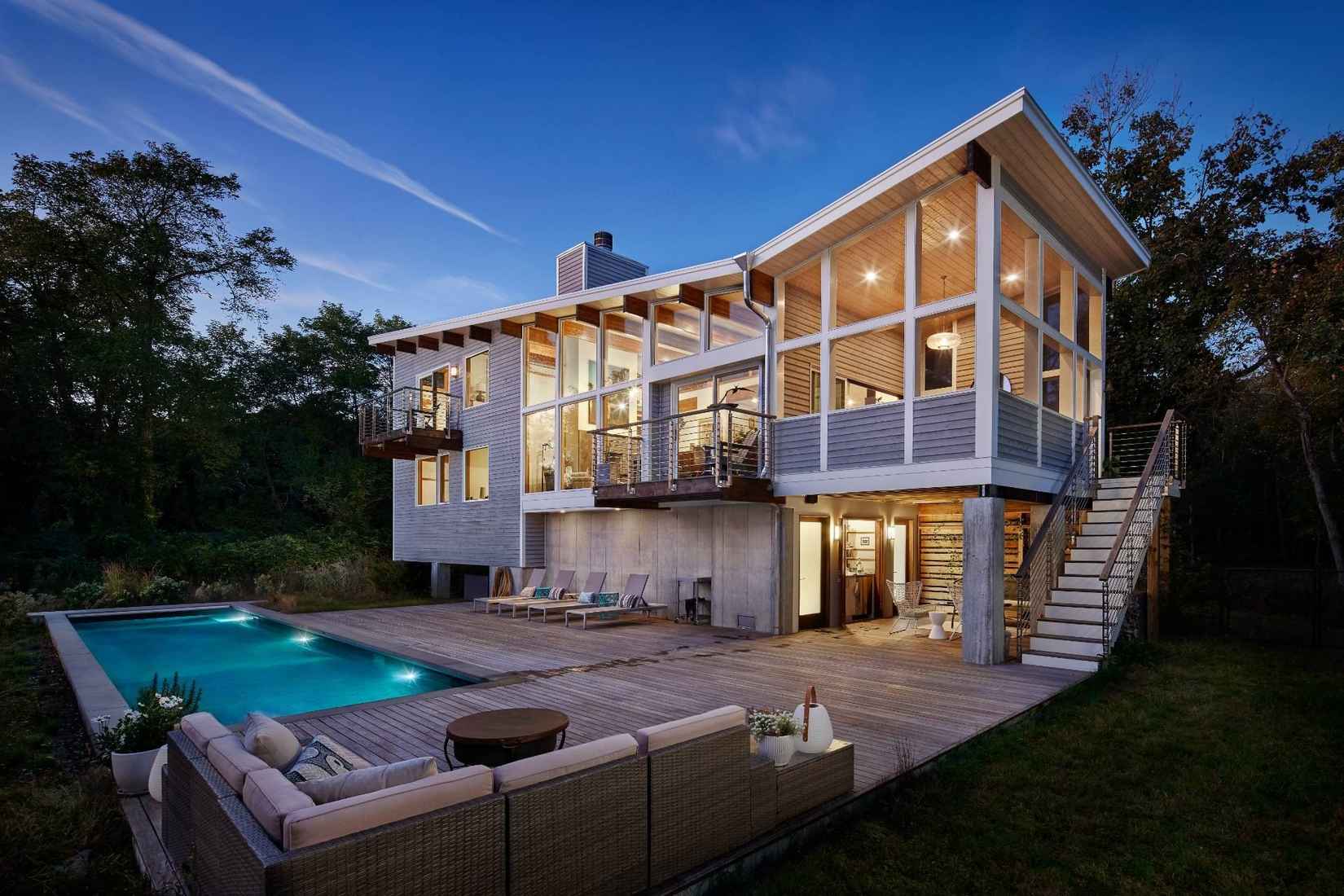 34 Old Neck Rd South  