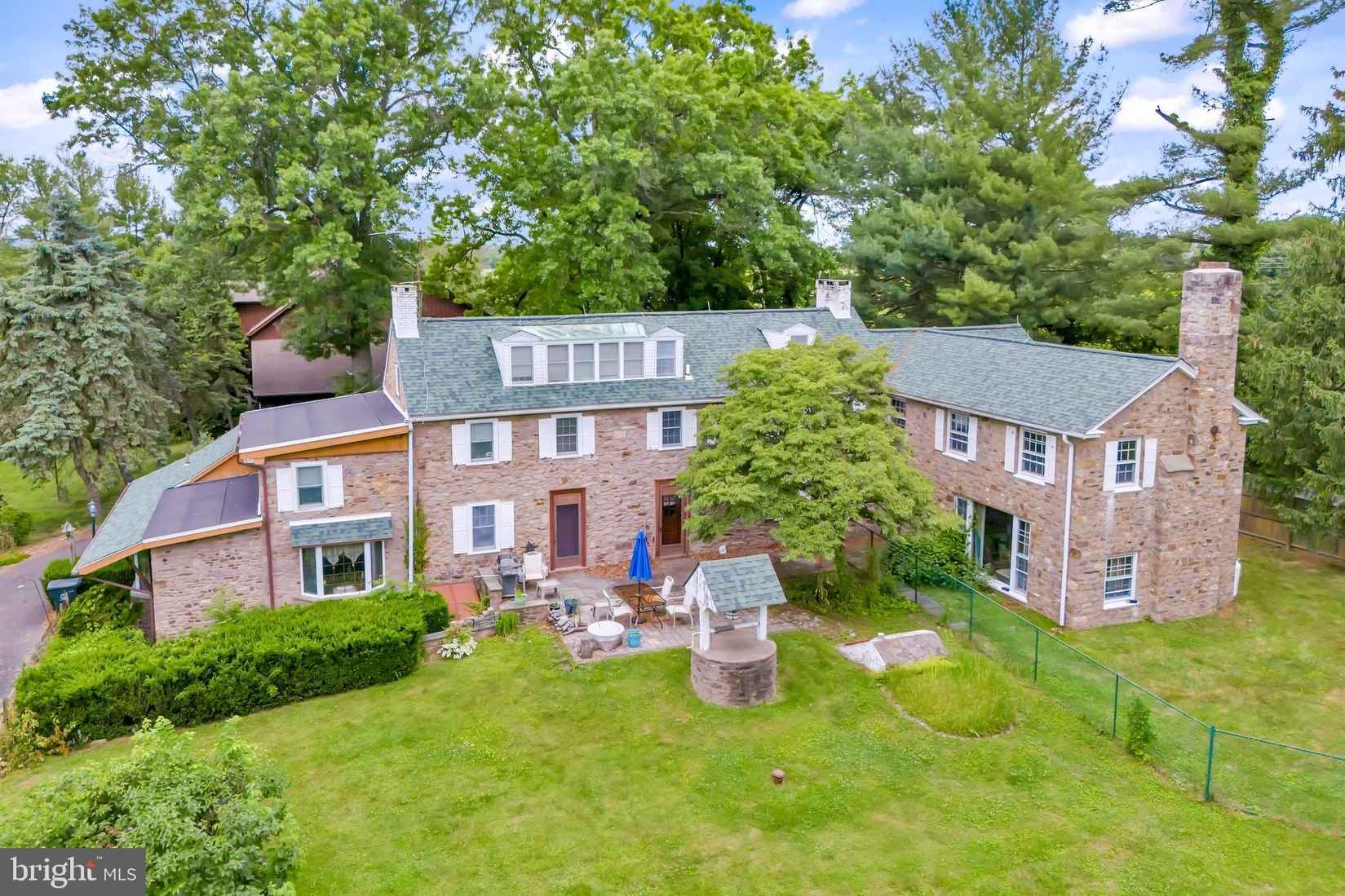 636 ALMSHOUSE Rd  