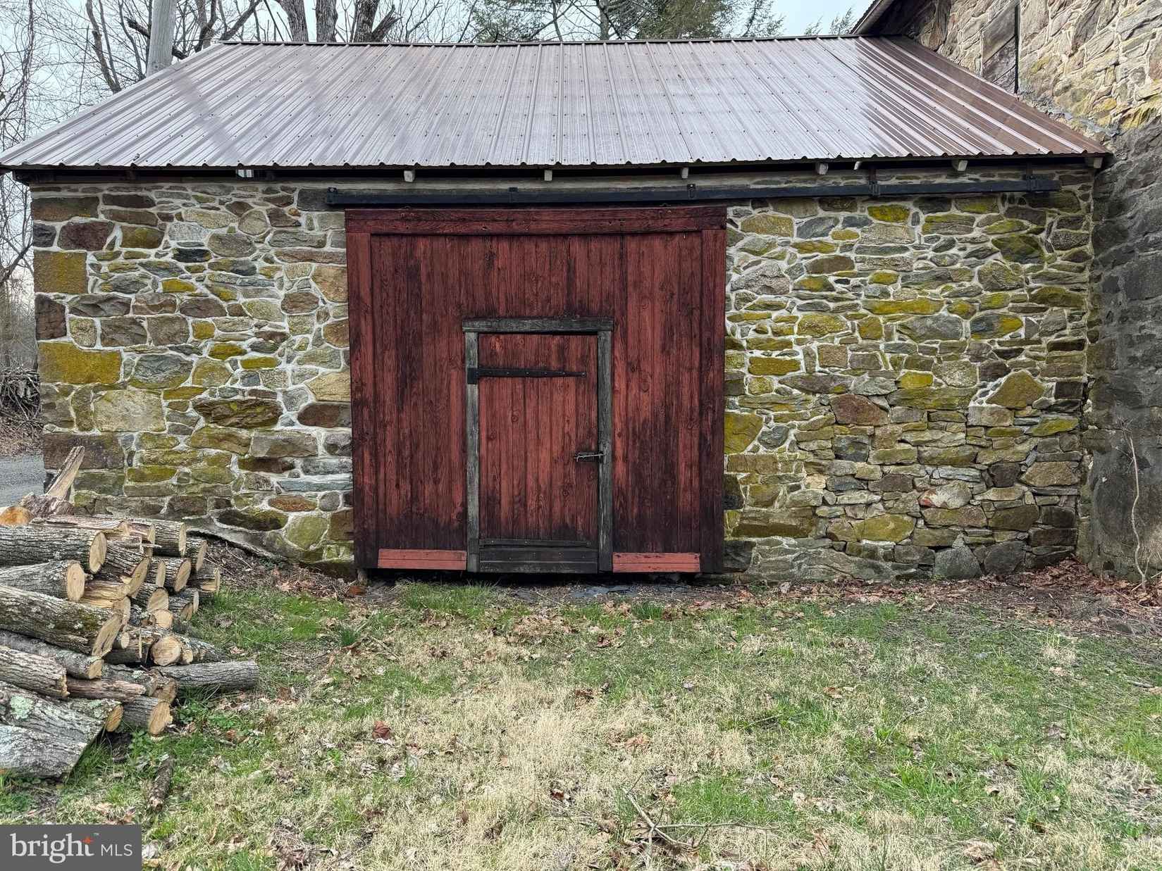 142 Township Rd  