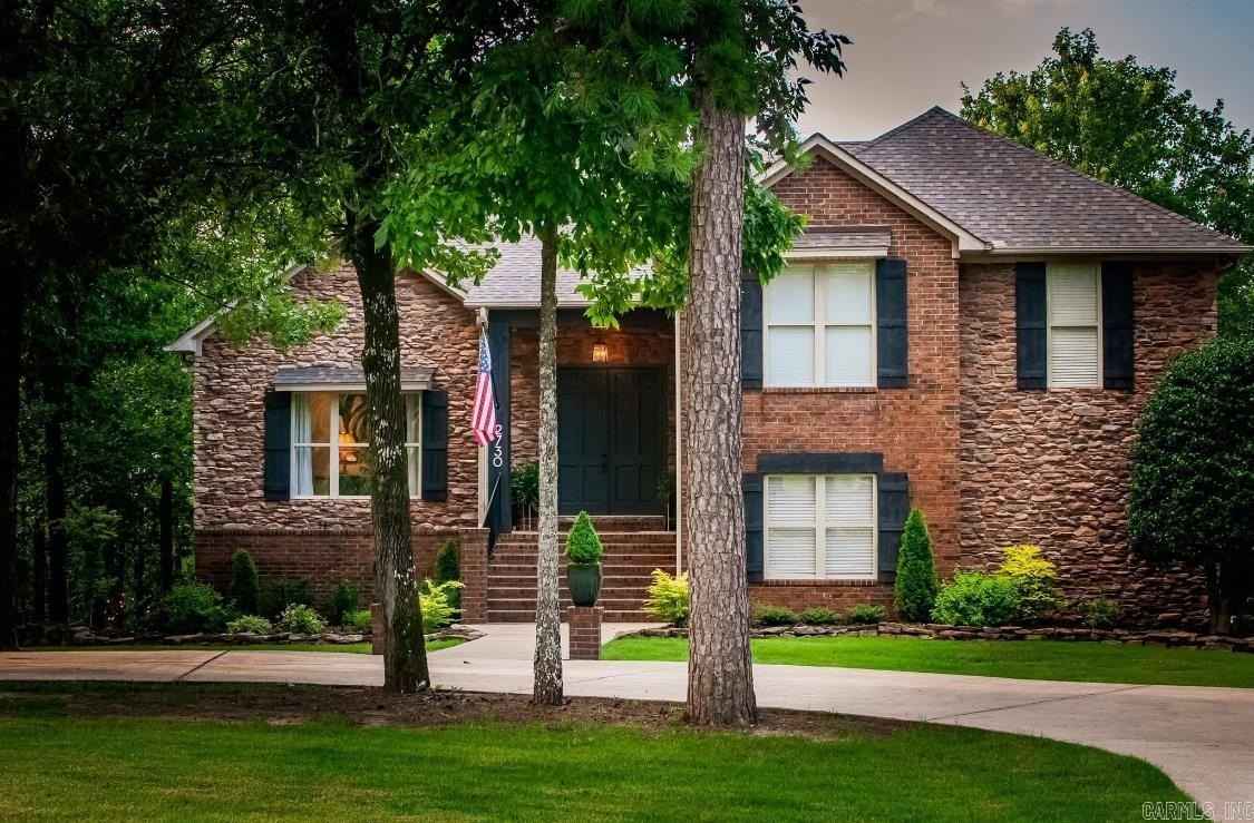 2730 Collins  