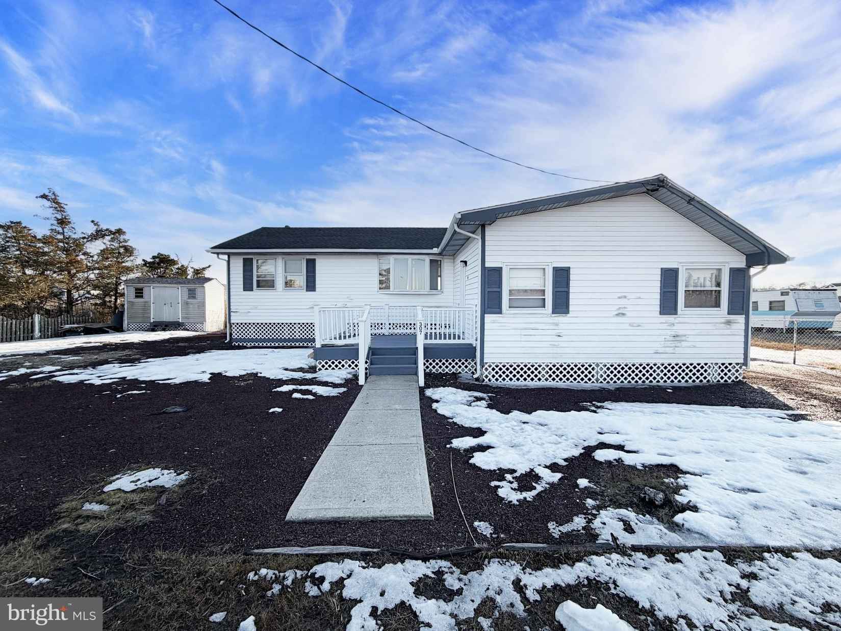 307 E Edgewater Ave  