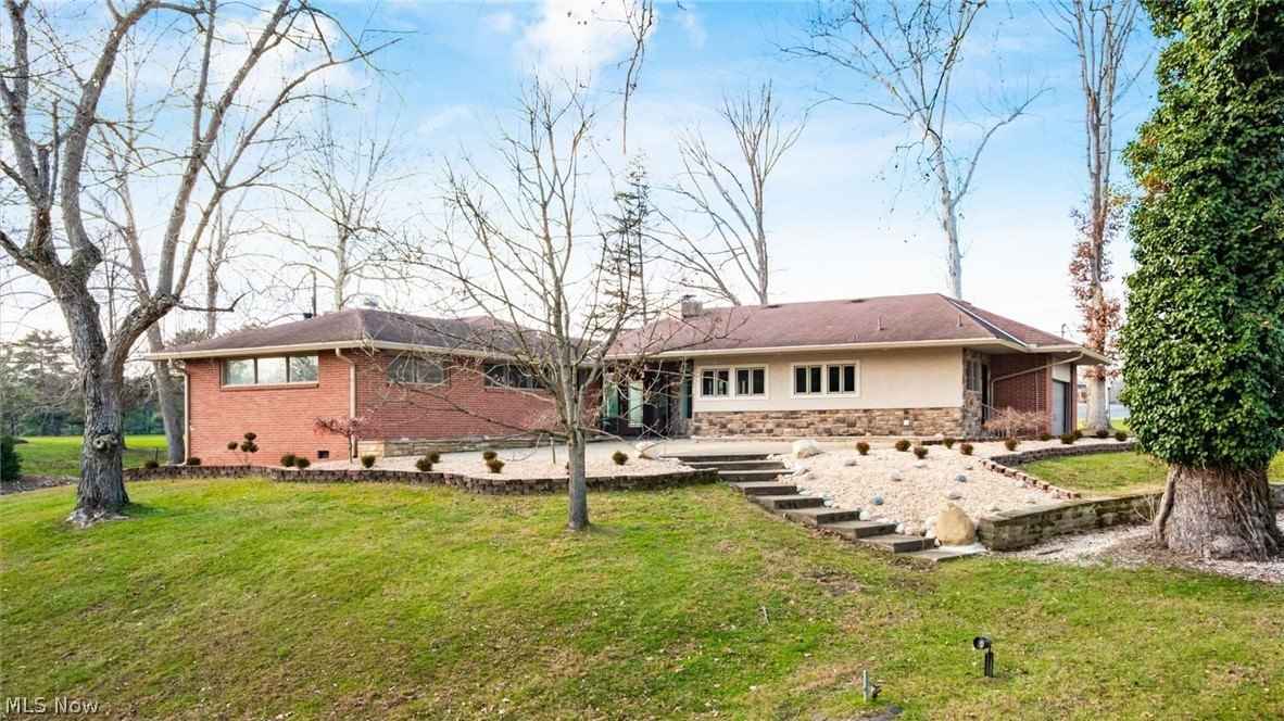2835 West Dr  