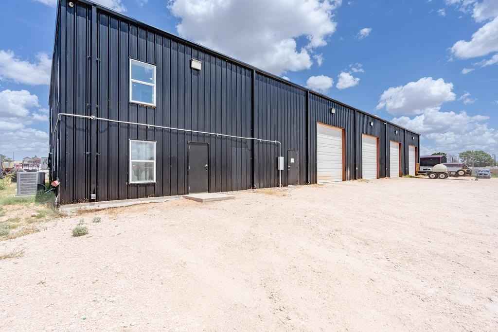 2312 W County Rd 142  