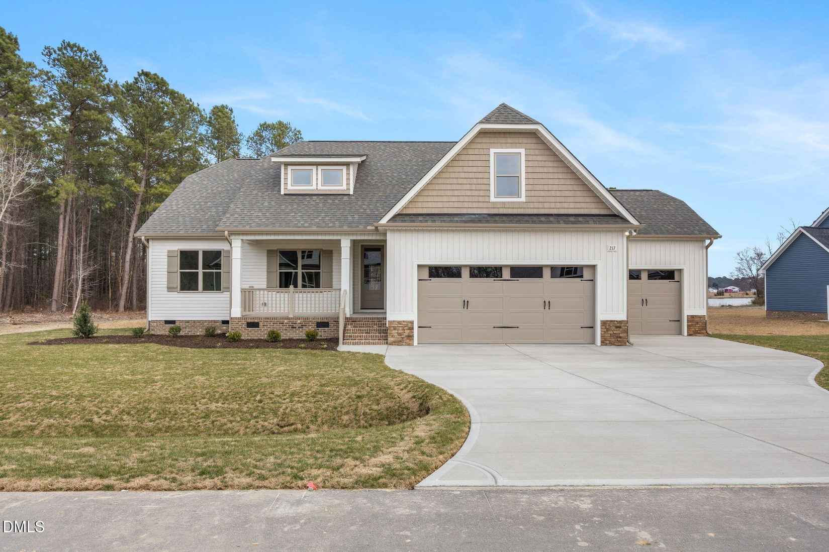 217 Freedom Rdg Dr  