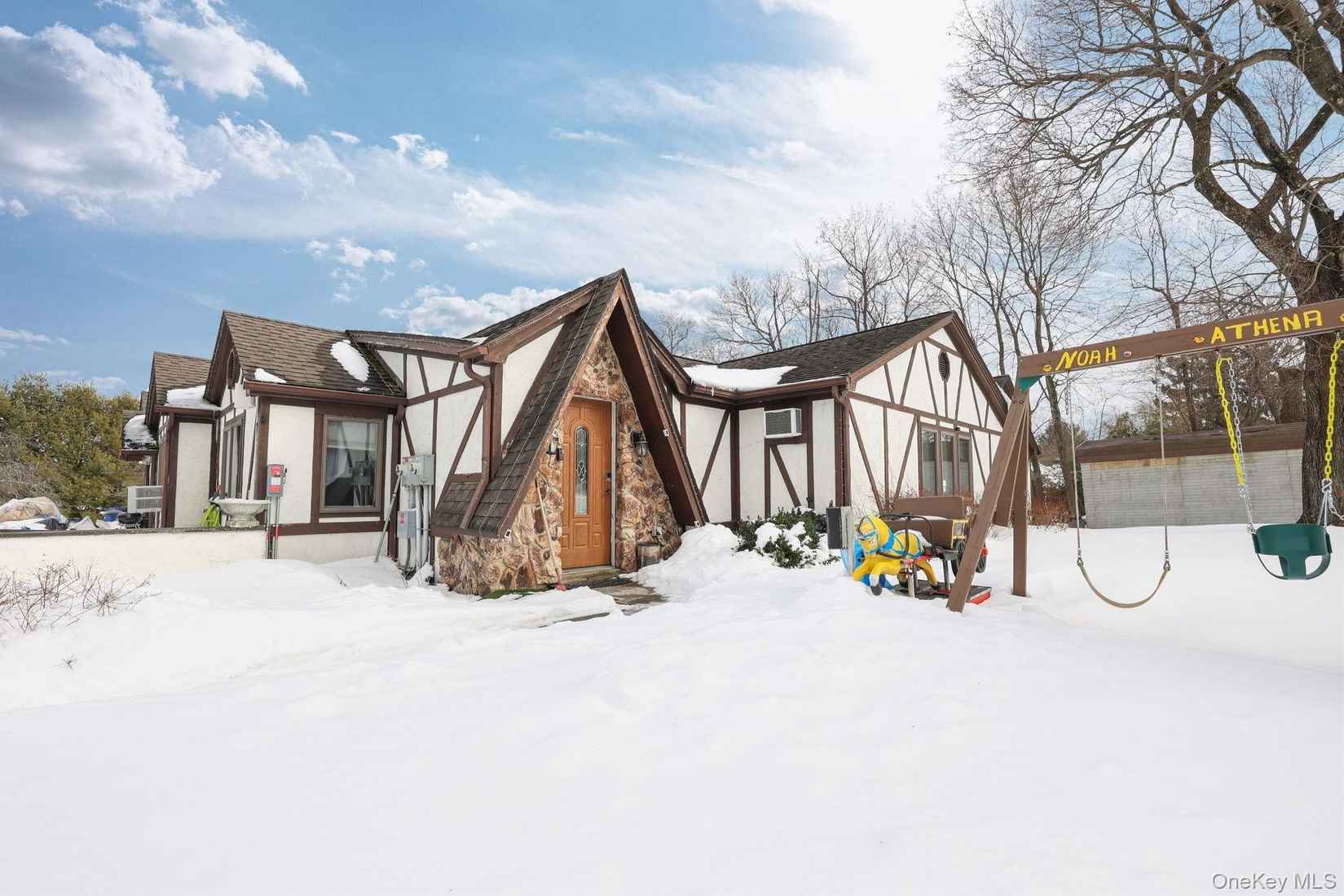 4 Lambros Dr  