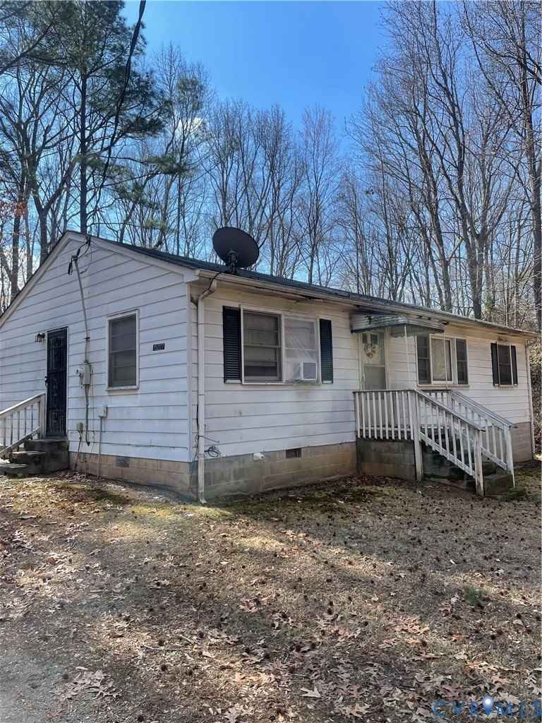 15227 Horseshoe Brg Rd  