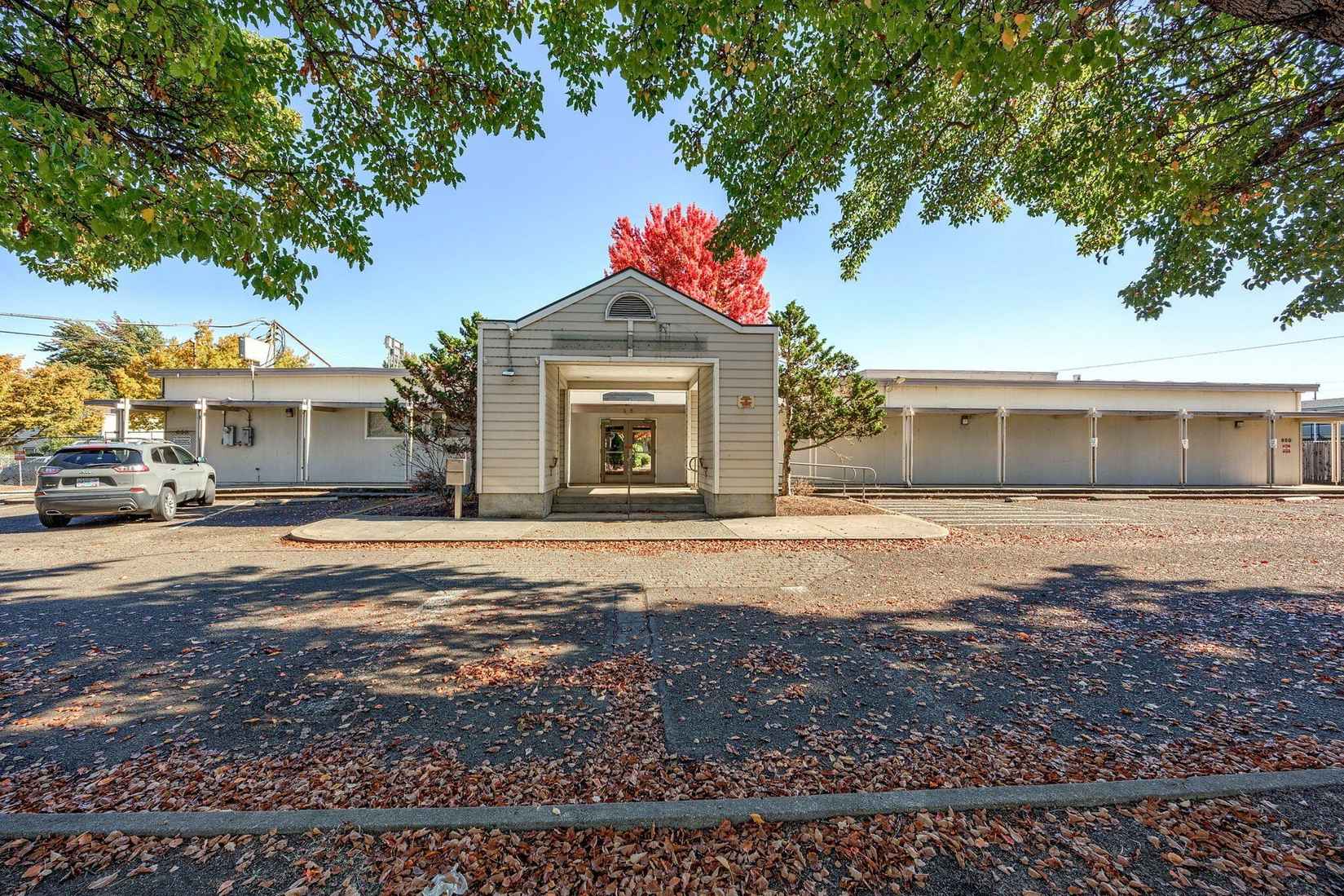650 Royal Ave  
