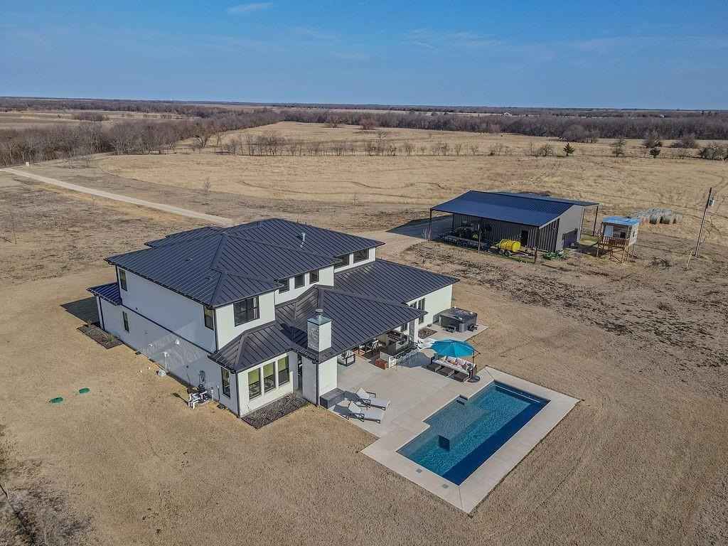 2396 County Rd 2145  