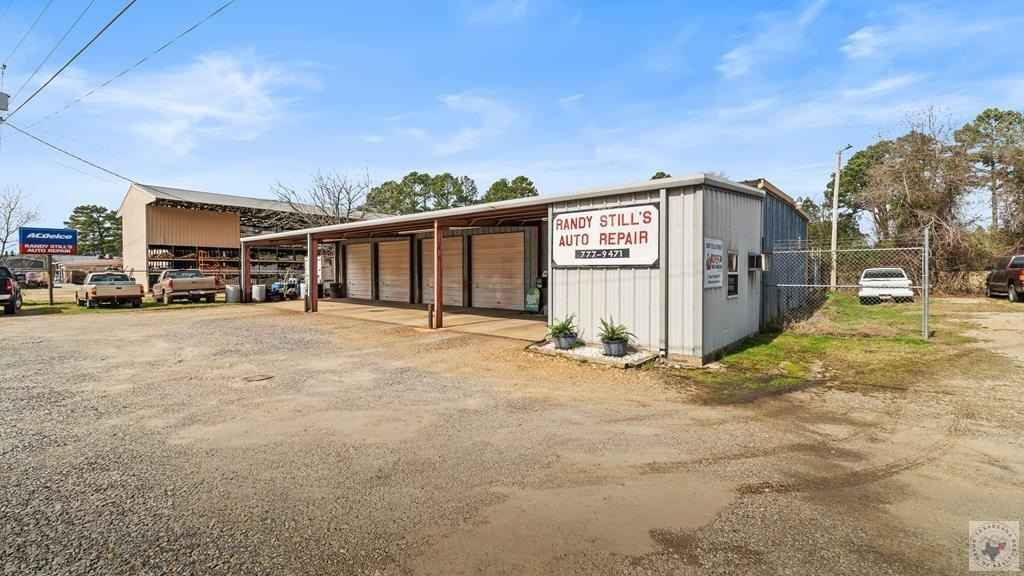 204 Bill Clinton Dr  