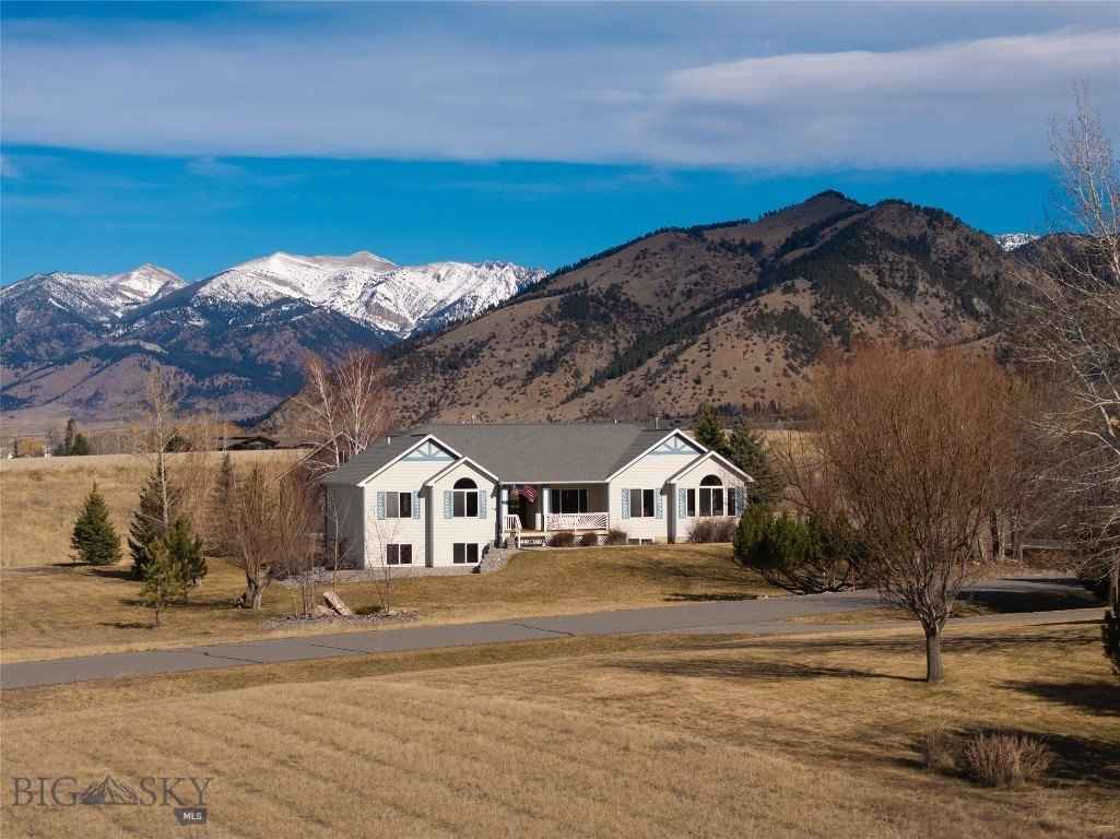 749 Summer Ridge Rd  