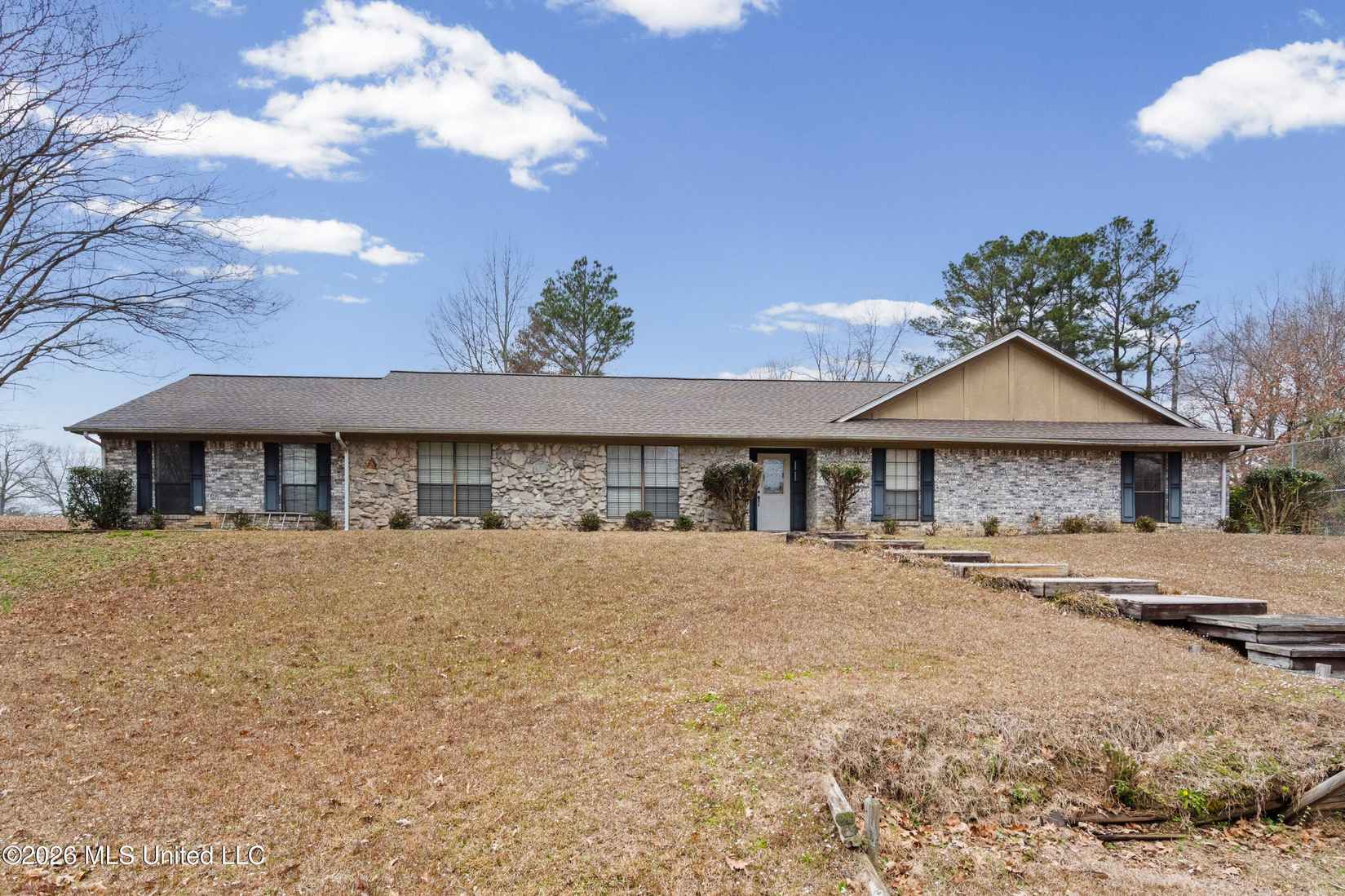 165 Devils Backbone Rd  