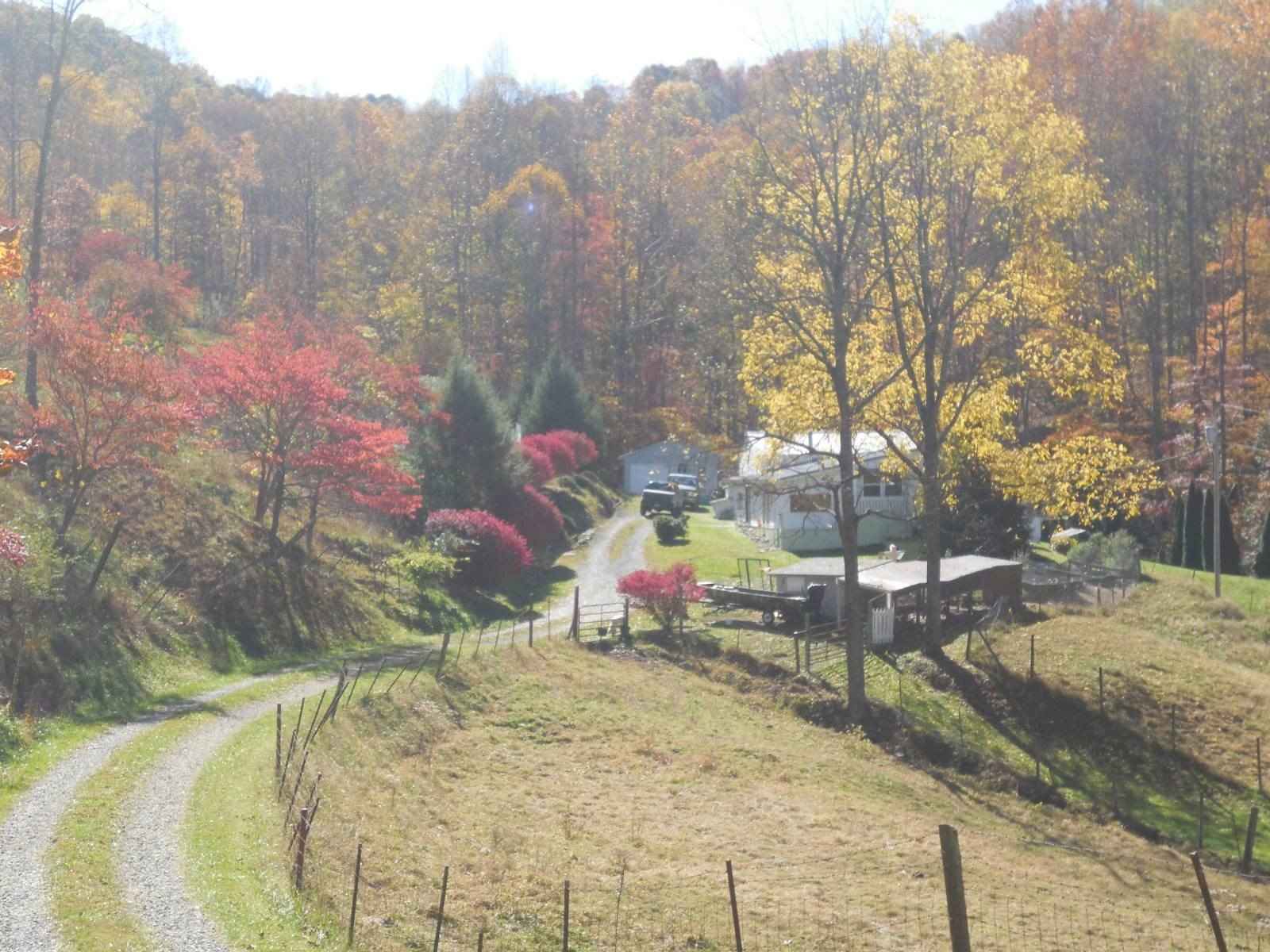 496 Happy Hollow Rd  