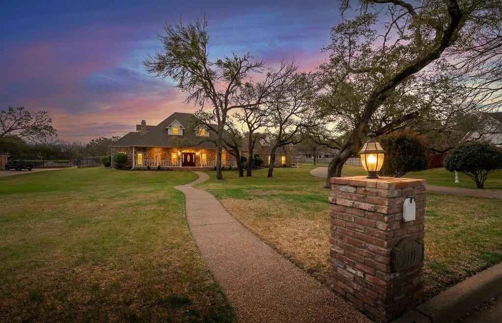 3111 Rockbridge Rd  