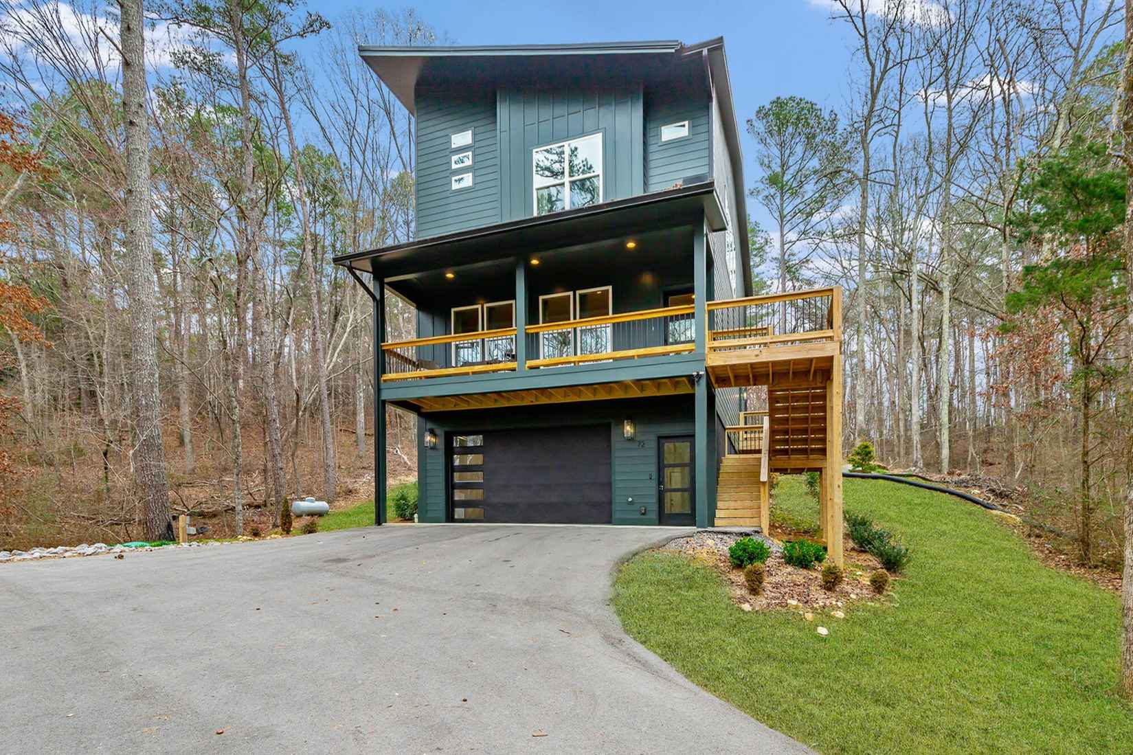 72 Rohan Ln  