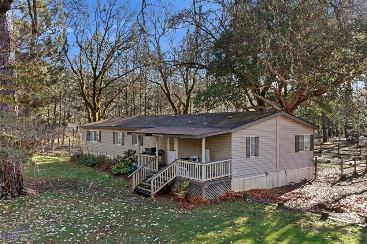 1401 Upper River Rd  