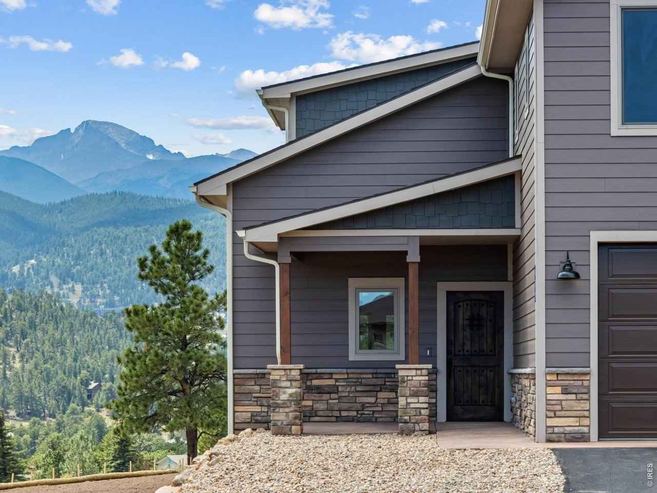 659 Peak View Dr  