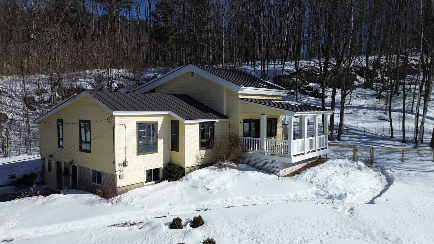 11 Lamore Rd  