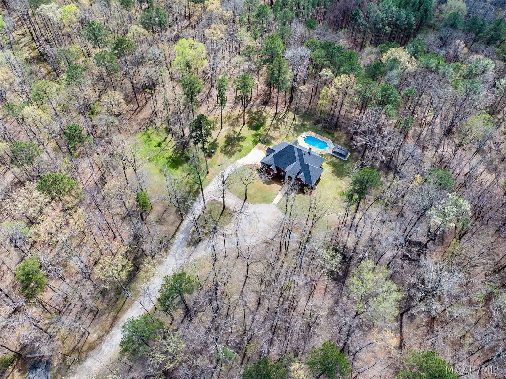 3166 Rocky Holw Rd  