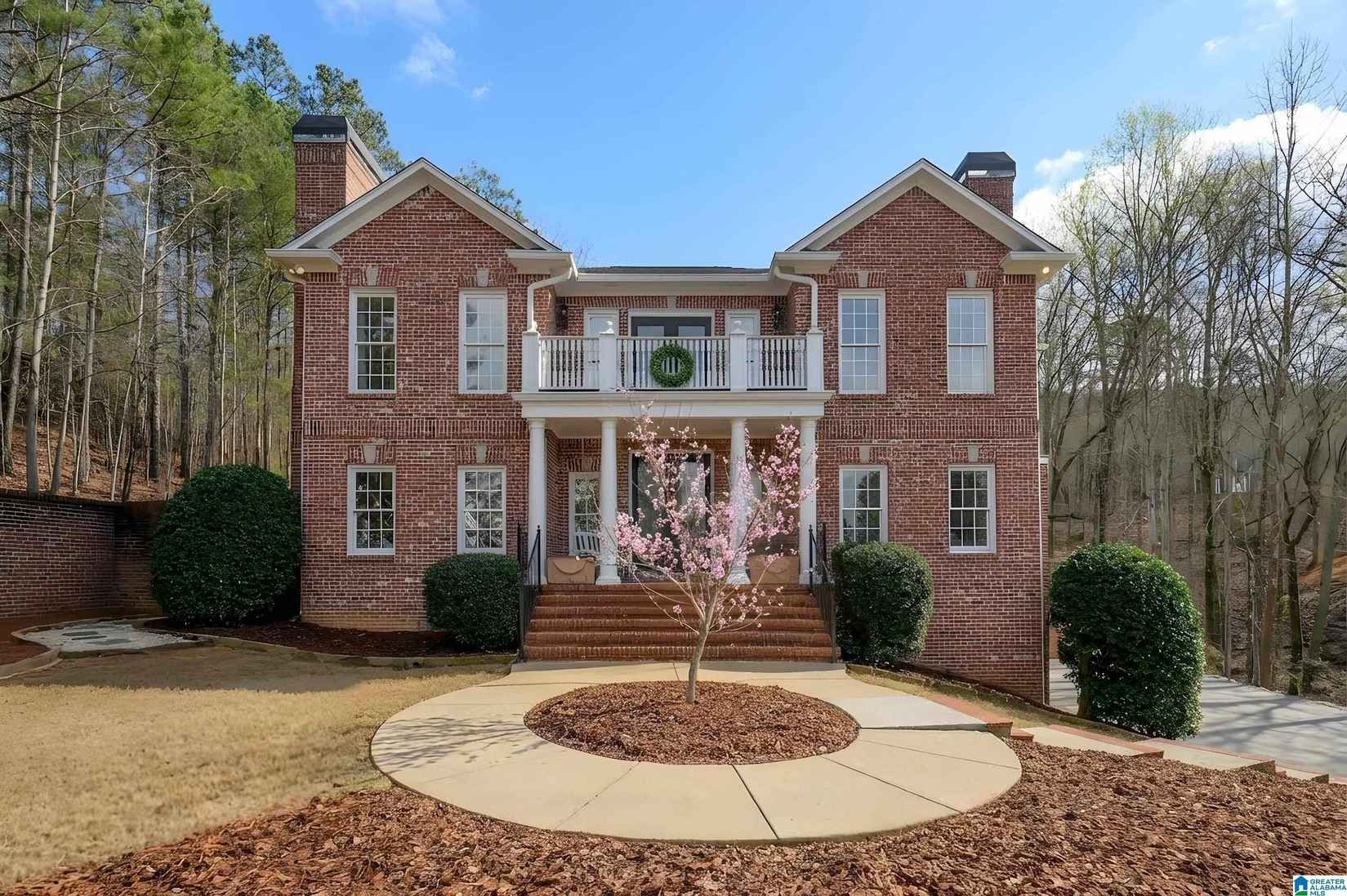 325 GREYSTONE Gln Cir  