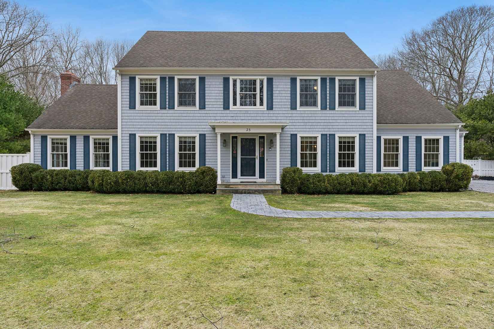 23 East Woods Path  