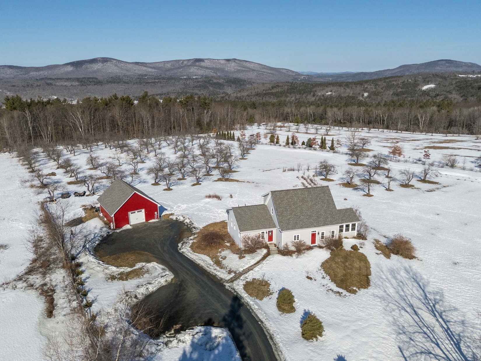 118 Sawyer Hl Rd  