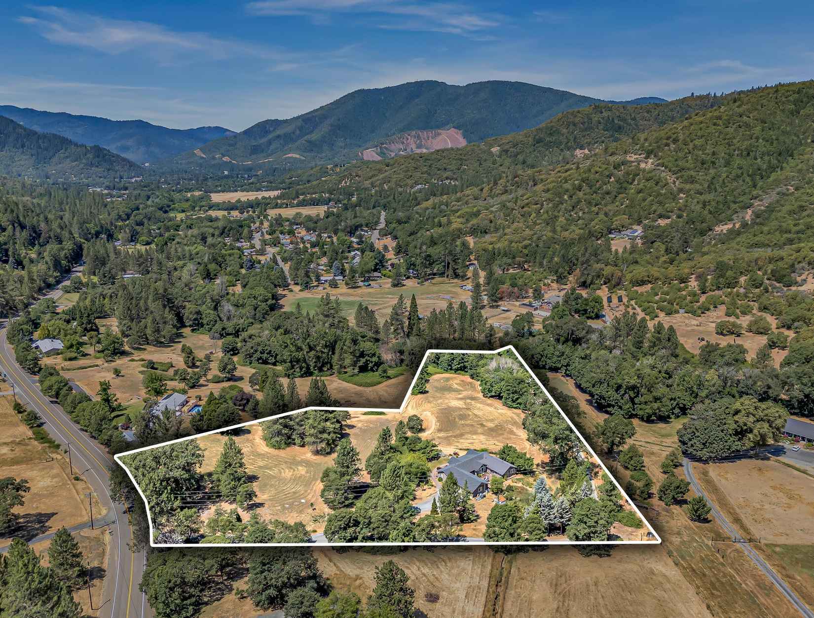 1775 Wards Creek Rd  
