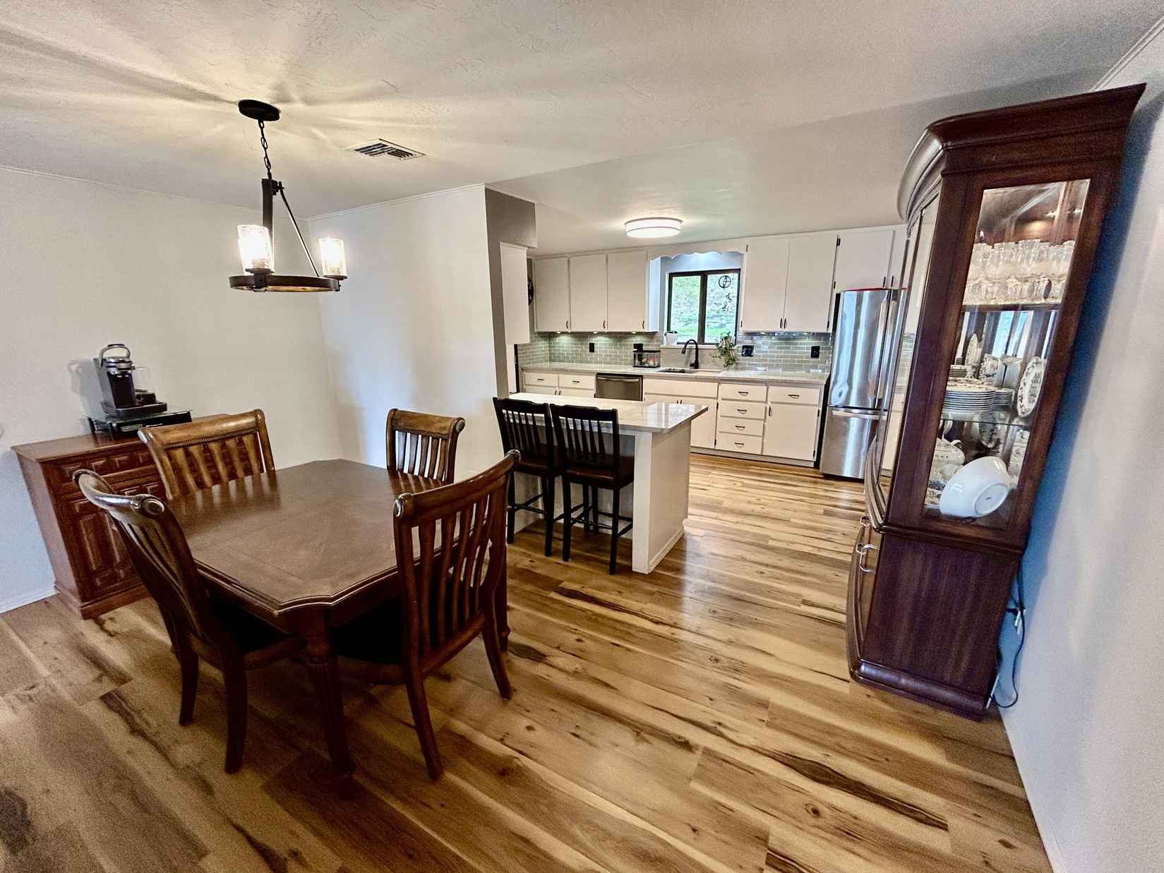2805 Old Military Rd  