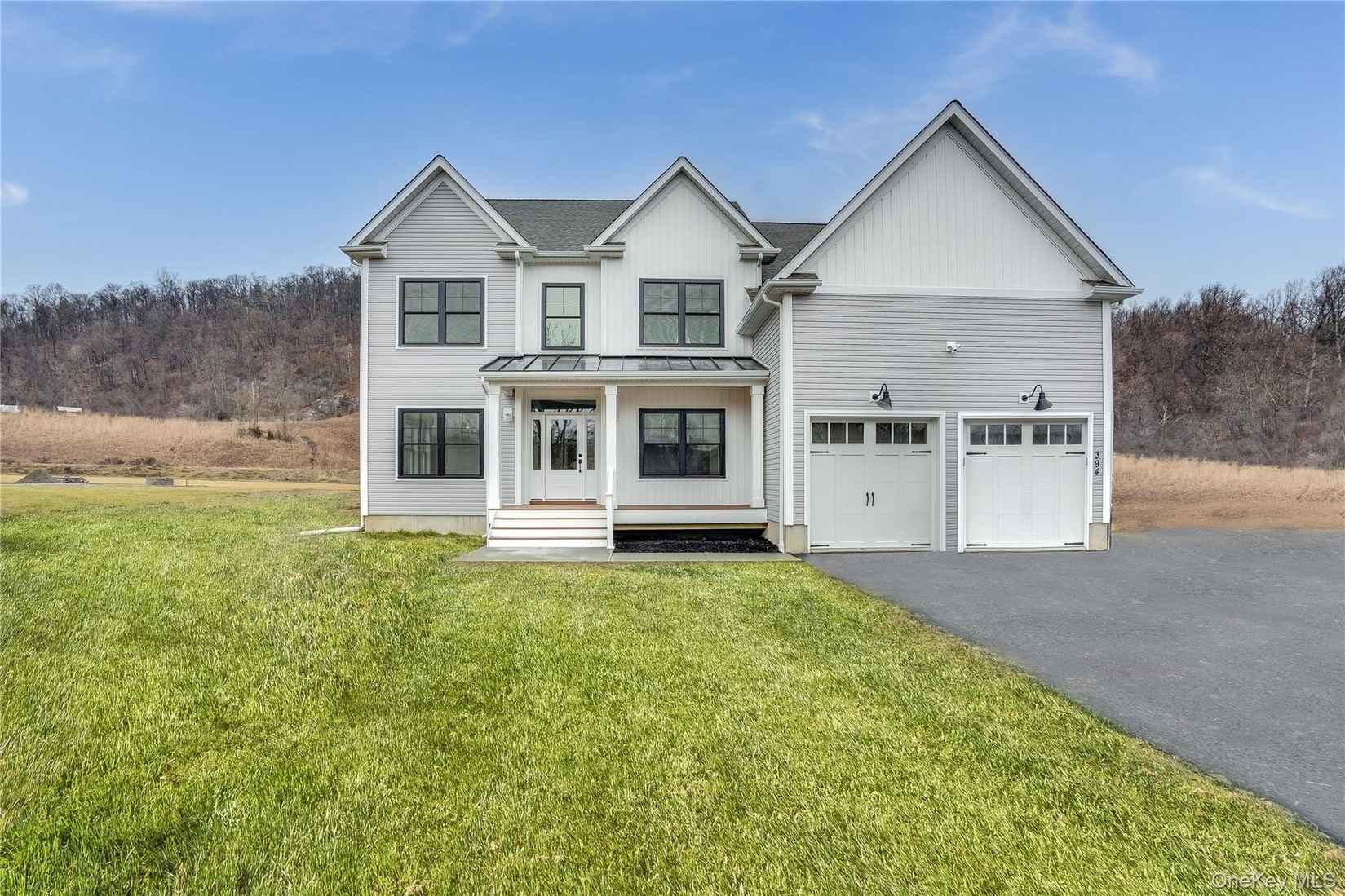 8 Roundhill Rd  