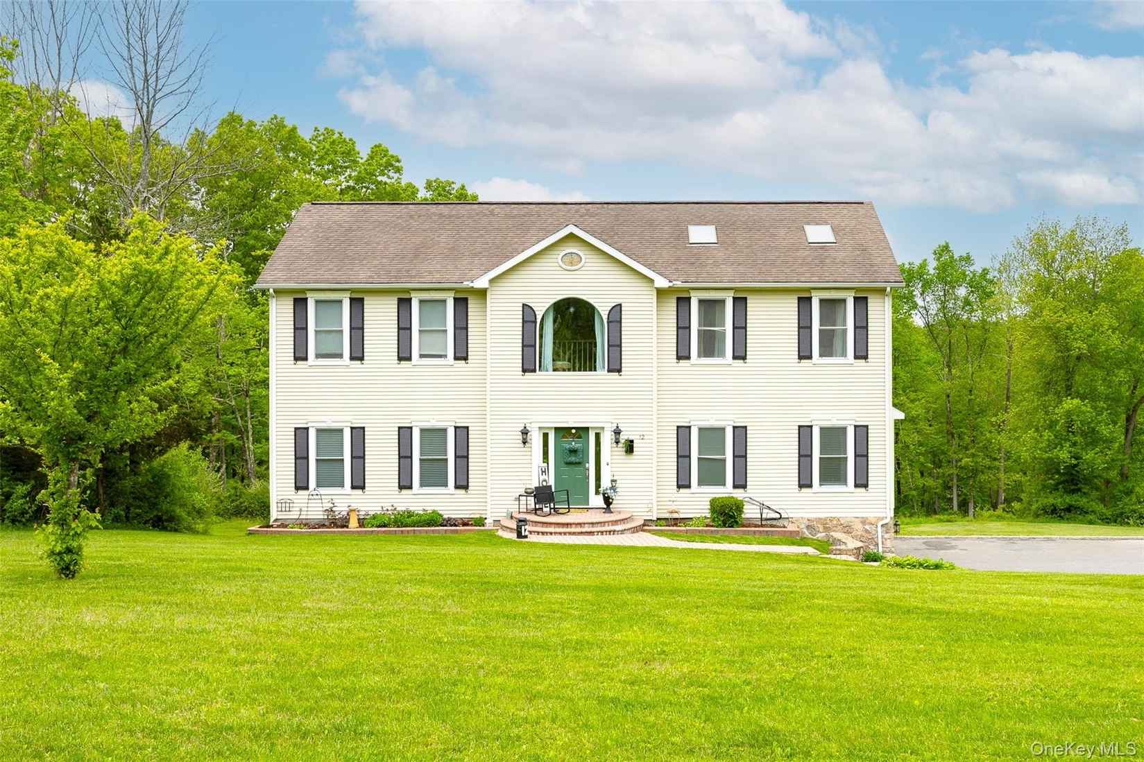 12 Broadview Ln  