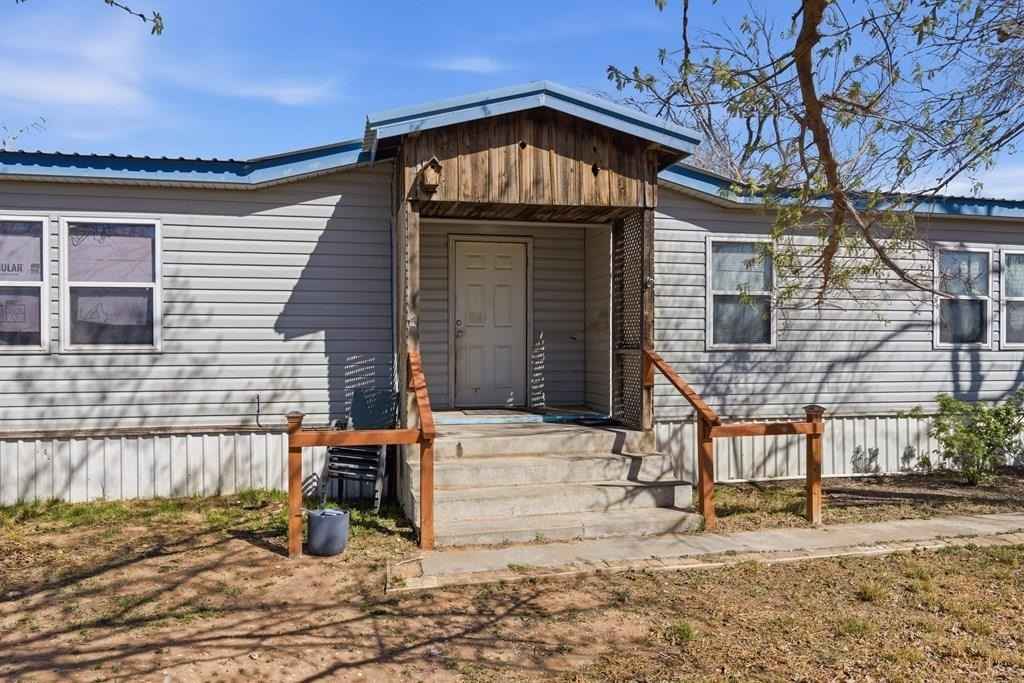 1113 S County Rd 1083  