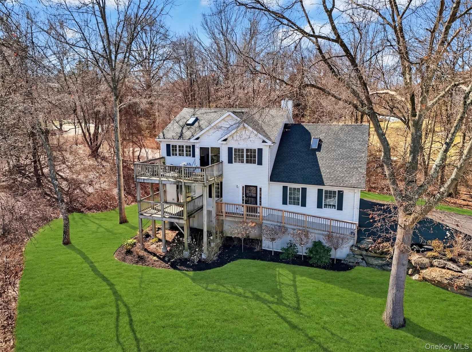 15 Meadow Dr  
