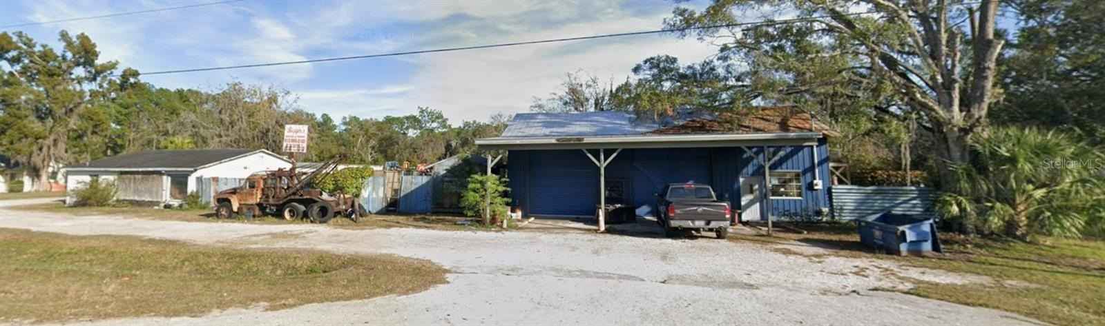 13818 13836 US Hwy 41  