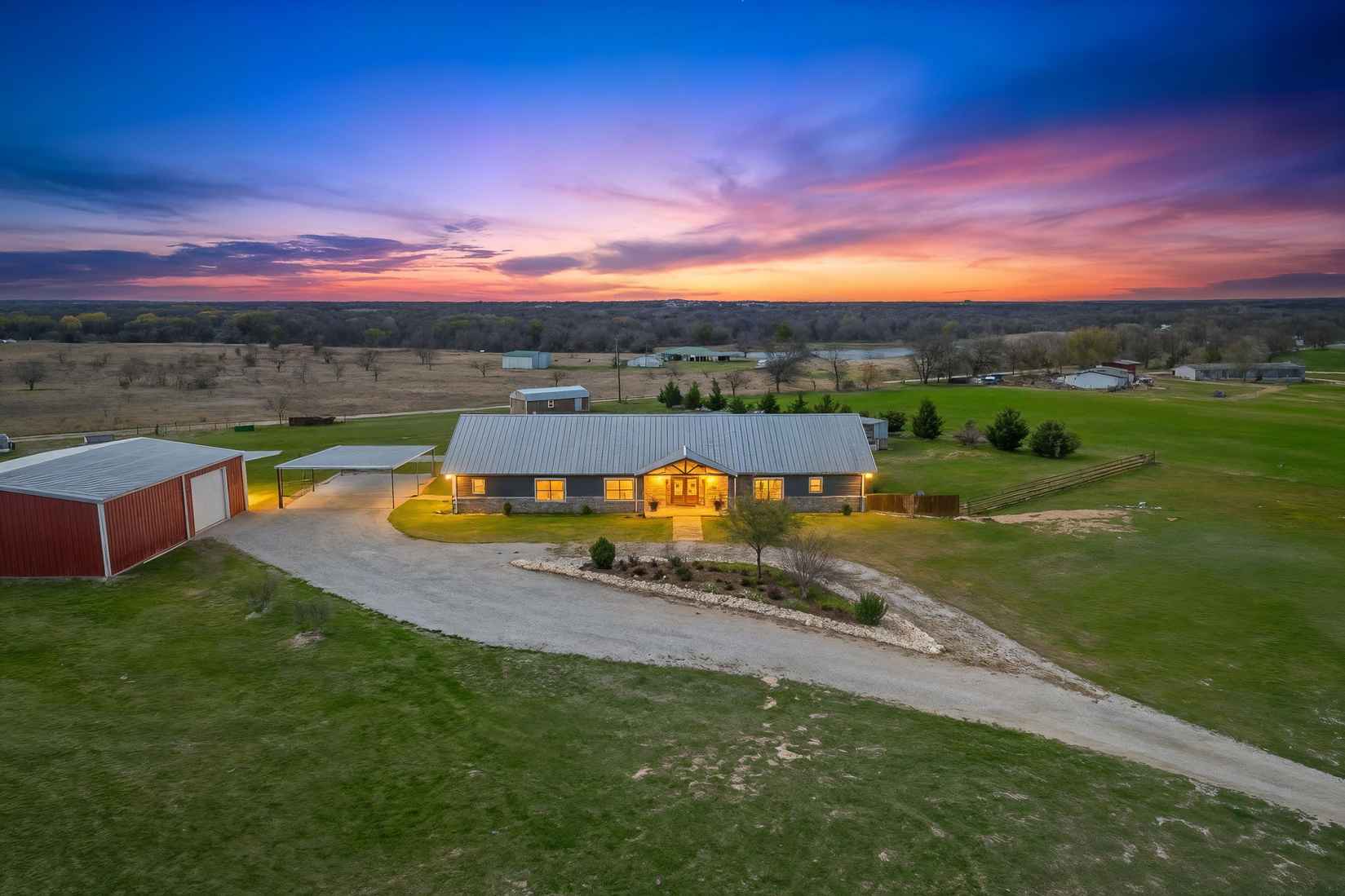 19611 North County Line Rd  